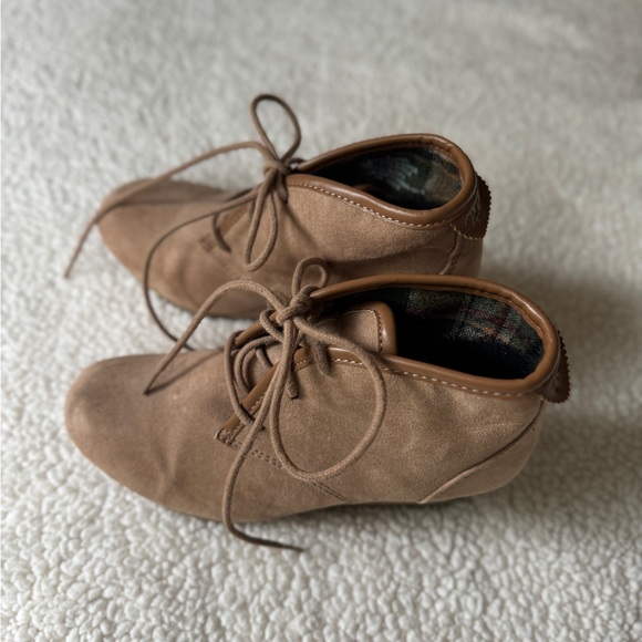 Brown Tan Ankle Boots Size 5 - Picture 1 of 5